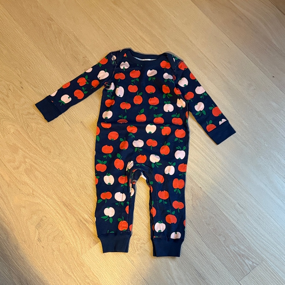 Hanna Andersson Onesie Apple Design